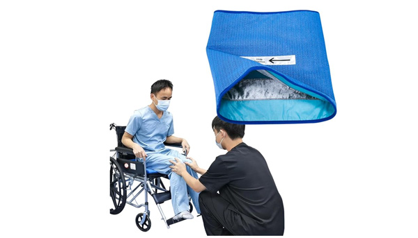 Pressure redistributing cushion adapting to body contours